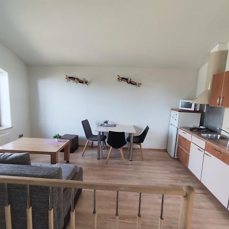K-Town - Cozy Apartment Near The City Center Kaunas Bagian luar foto