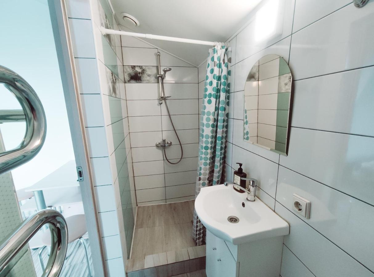 K-Town - Cozy Apartment Near The City Center Kaunas Bagian luar foto