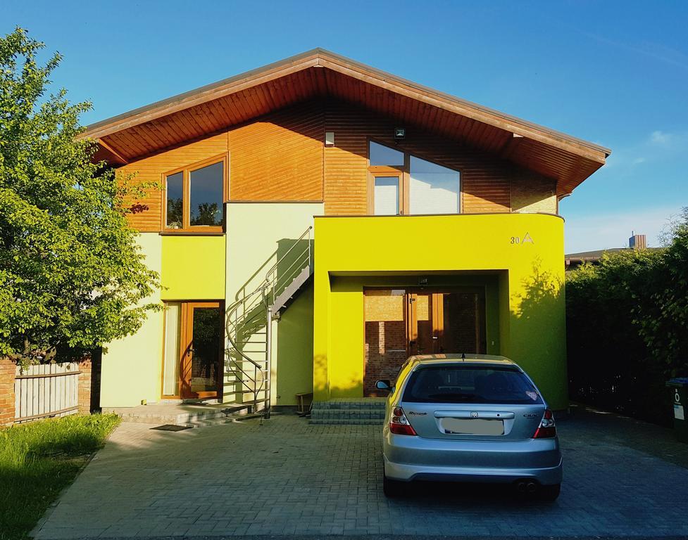 K-Town - Cozy Apartment Near The City Center Kaunas Bagian luar foto
